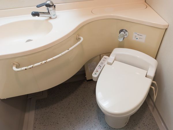 清潔なトイレ設備