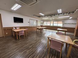 自然光が入るリビング