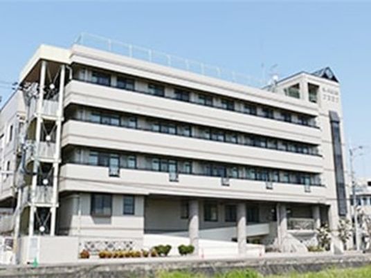外観の建物正面  