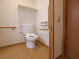 清潔感のあるトイレ空間