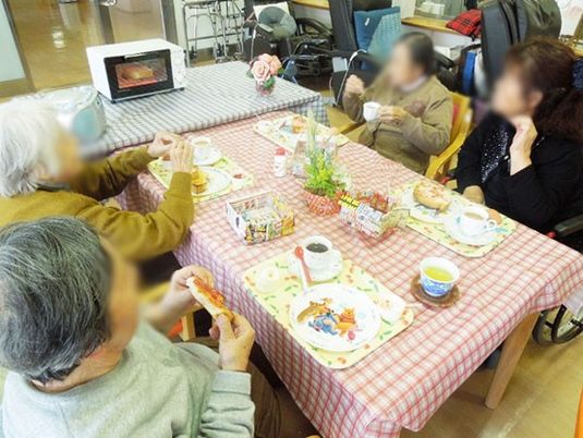 楽しそうな食堂