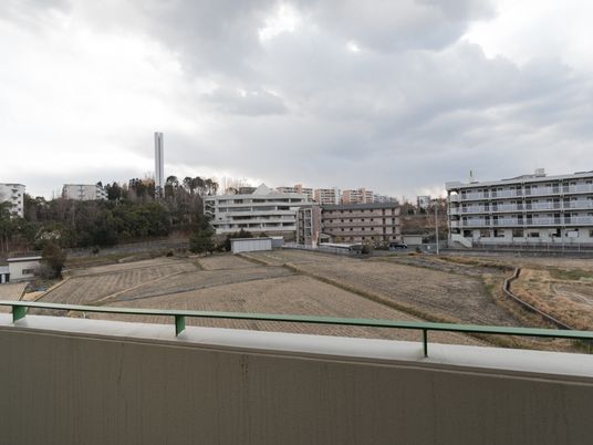 広がる景色のバルコニー