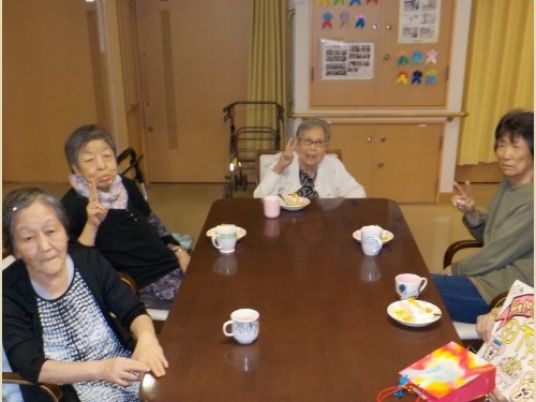 和やかな交流の様子