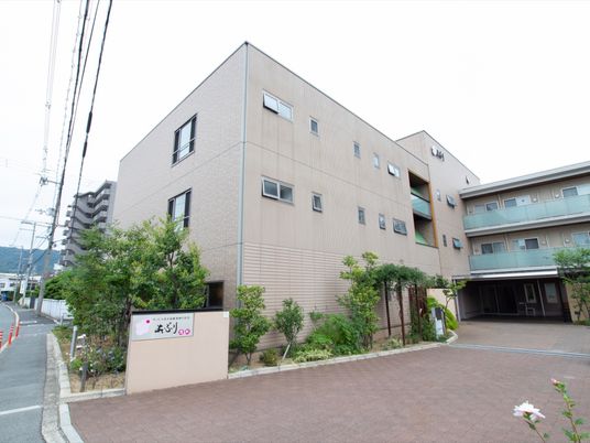 清潔感のある建物外観