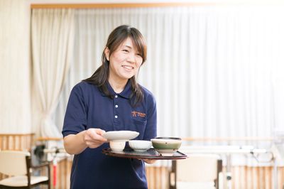 笑顔のスタッフと優しい空間