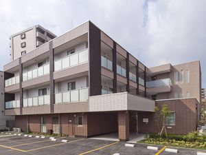 モダンな建物の外観