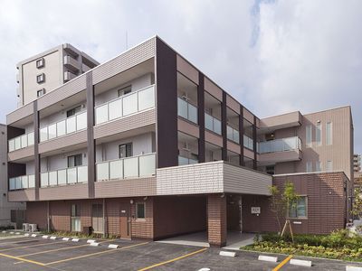 モダンな建物の外観