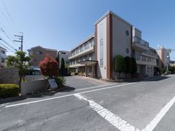 清潔な外観の建物