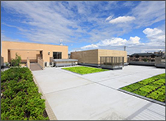 広々としたテラス