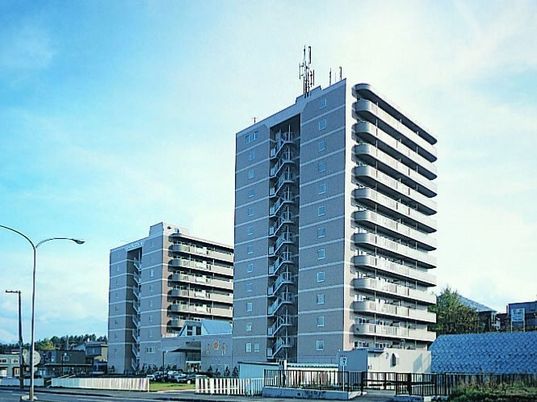 高層建築外観