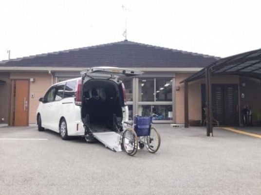 ゆったりとした駐車場