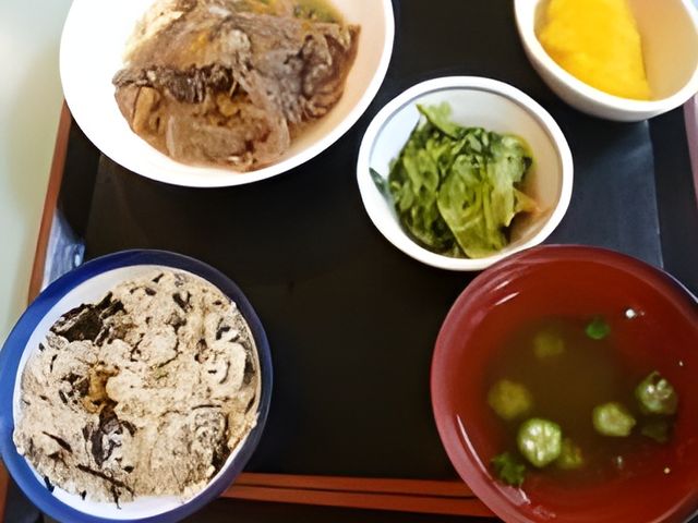 バランスの取れた料理 料理 栄養を考慮したメニューで、健康的な食事を提供しております。様々な食材を使った献立です。
