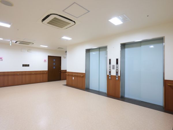 清潔で広々廊下