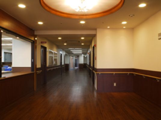 落ち着いた廊下