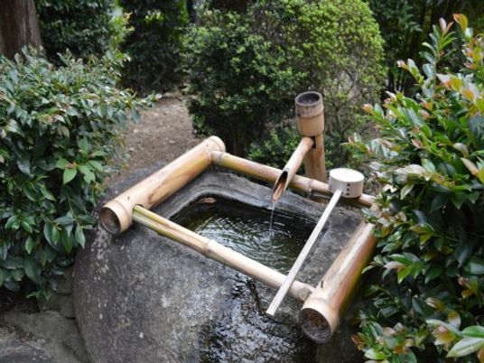 手水舎のある風景