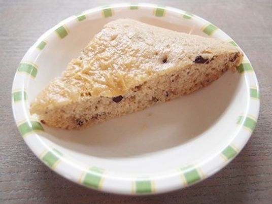 軽食用の皿