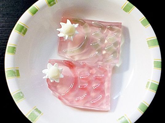 和菓子の皿