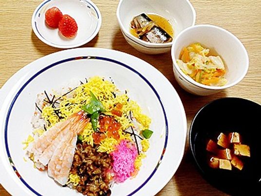 彩り豊かなお食事