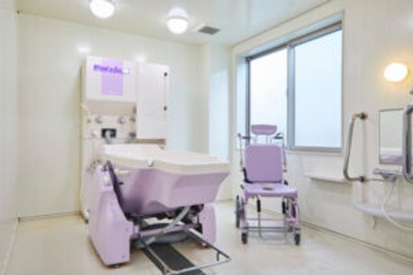 機能的な浴槽の浴室