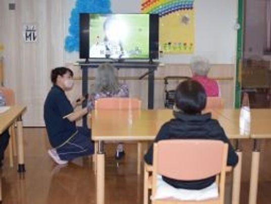 テレビのある共有スペース