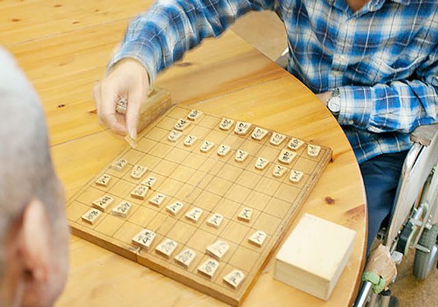 将棋を楽しむラウンジ