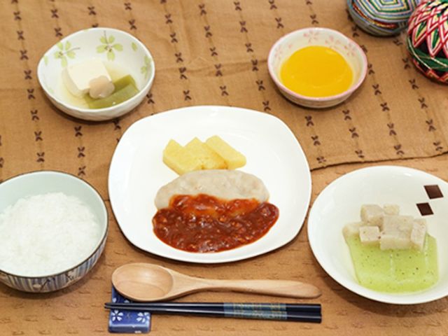 バランス食のセット 料理 栄養を考慮した食事メニューが充実しています。色とりどりの食材を楽しむことができます。