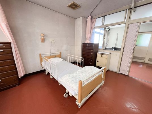 落ち着いた雰囲気の居室