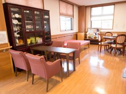 リビングの家具と設備