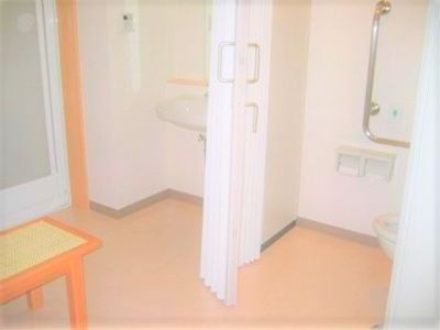 手すり付き洗面トイレ