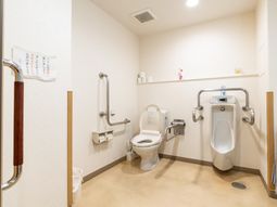 バリアフリーなトイレ空間