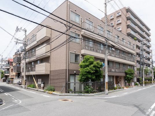 都市型の外観