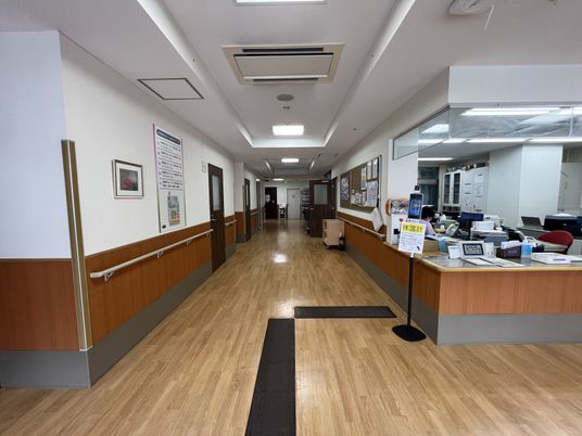 広々とした廊下