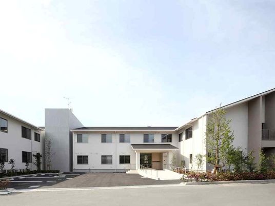 清潔感のある建物の外観