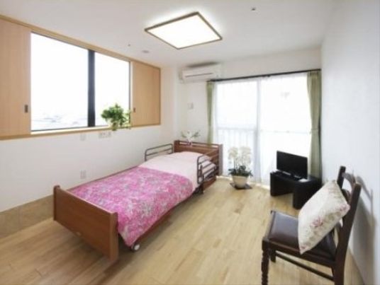 清潔感のある明るい居室