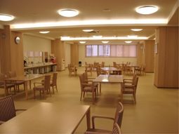 明るいダイニングエリア