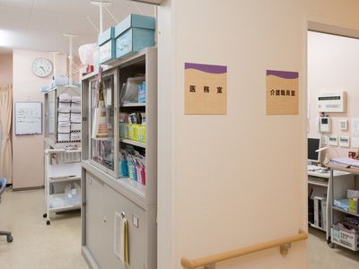 管理室と介護職員室の入口