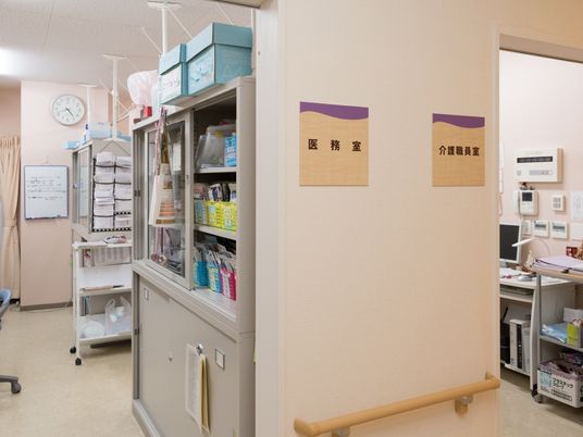 管理室と介護職員室の入口