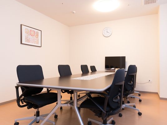 会議室の洗練された内観