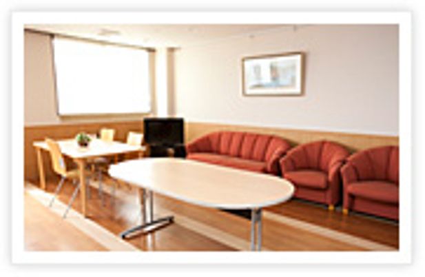 明るいリビングスペース