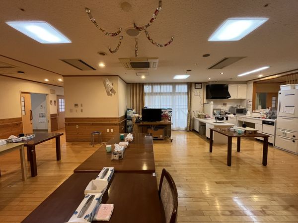 明るい食堂