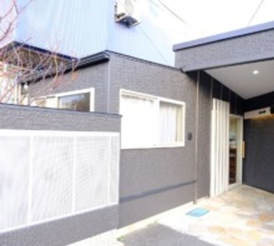 温かみのあるエントランス