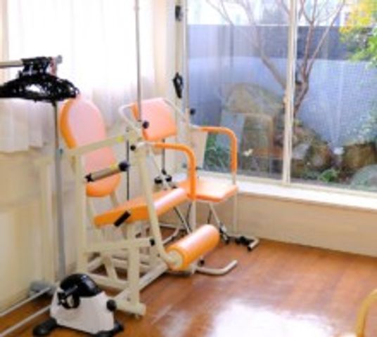 明るい機能訓練室