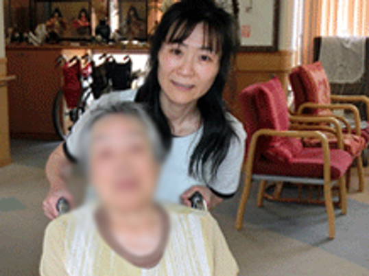 やさしい介助の様子