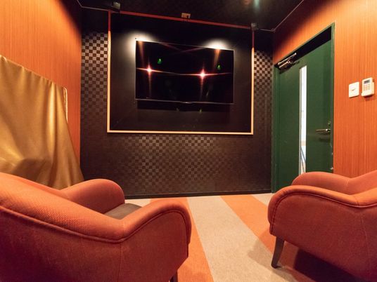 映画を楽しむ快適な部屋