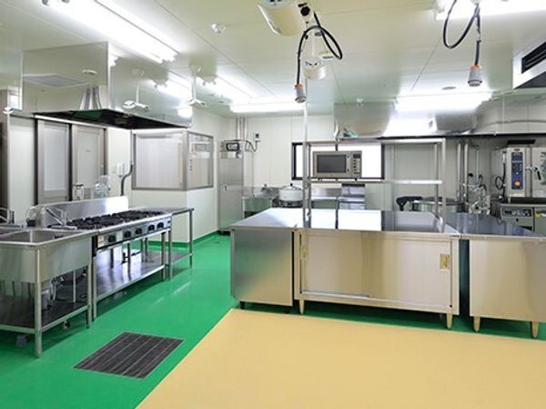清潔なキッチン設備
