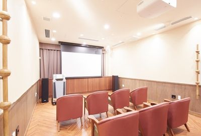 落ち着いたシアタールーム  