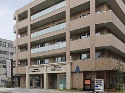 現代的な建物の外観