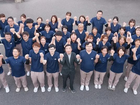 集合するスタッフの様子  