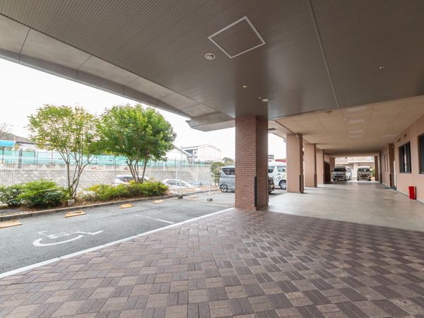 雨避けのある玄関口
