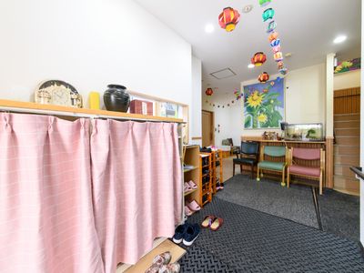 明るい共用エントランス